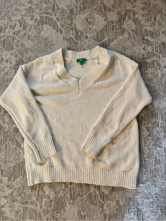 dip Sweaters - dip Women's V-Neck Sweater in Oatmeal